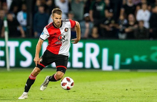 使她成功迈 使她成功迈