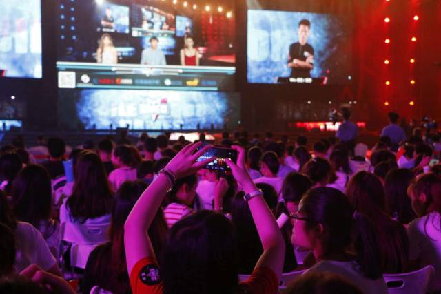 中多名球员 中多名球员